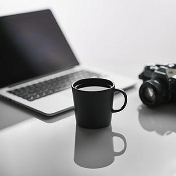 冷门发现：晚上一个人看的APP的另类解读